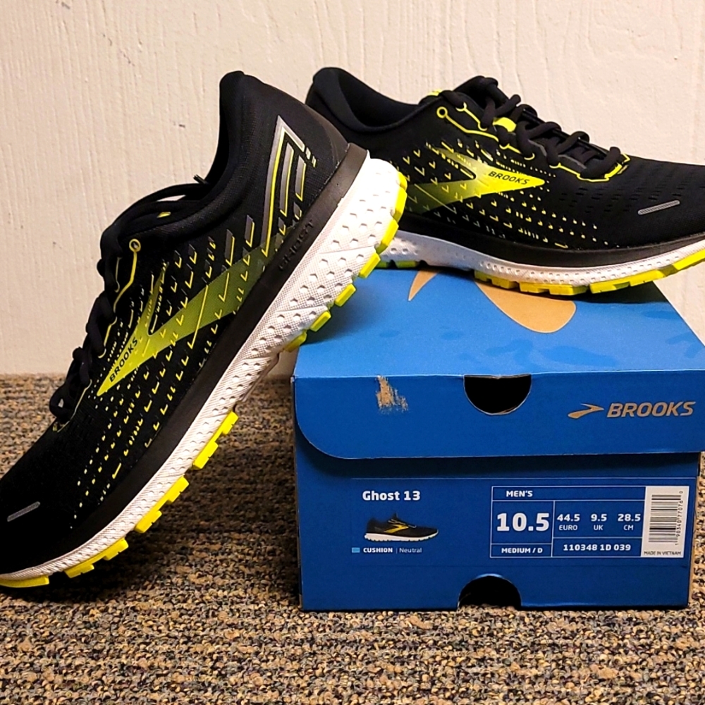Mens Brooks Ghost 13 size 10.5